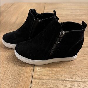 Black Ankle Wedge Boots